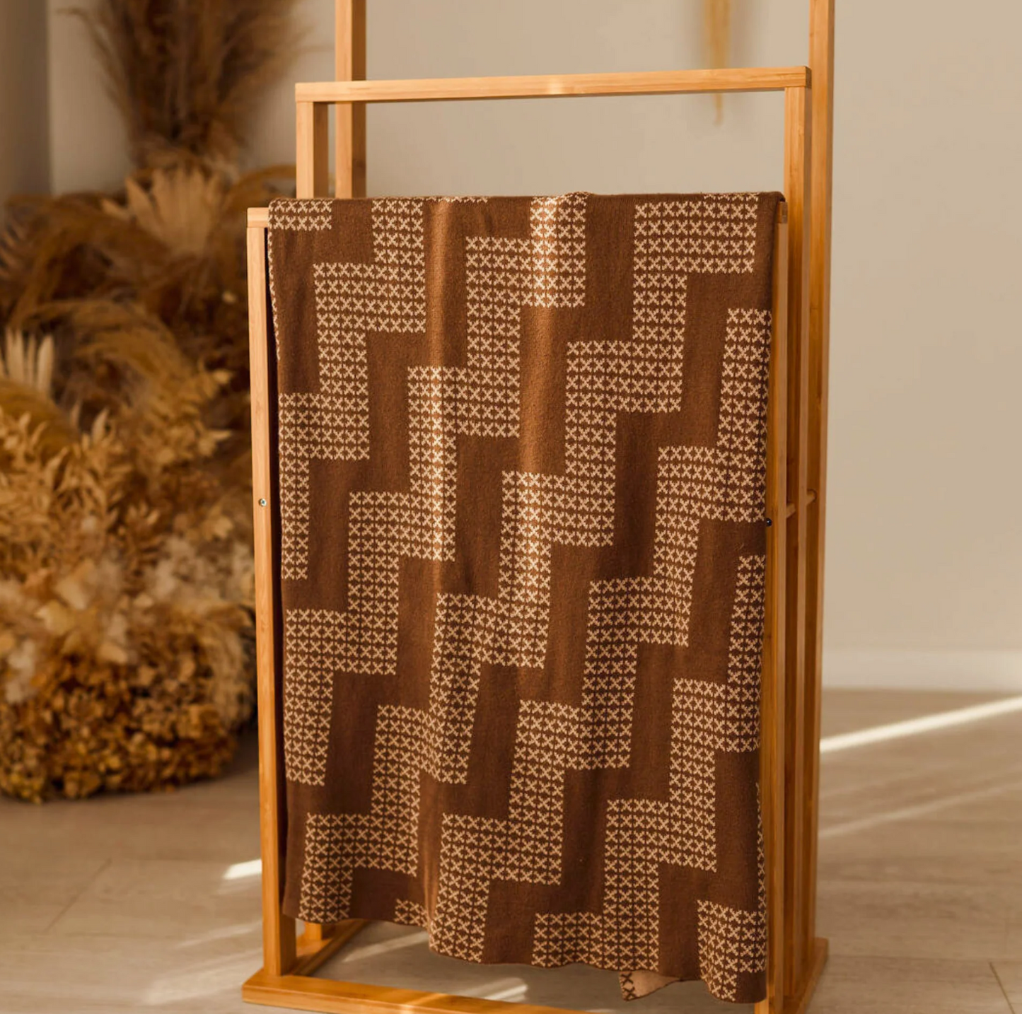 Pēpi Blanket - Knitted - Poutama - Awhi Company - Brown