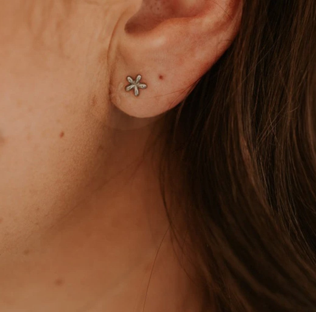 Earrings - Katy B - Daisy Stud