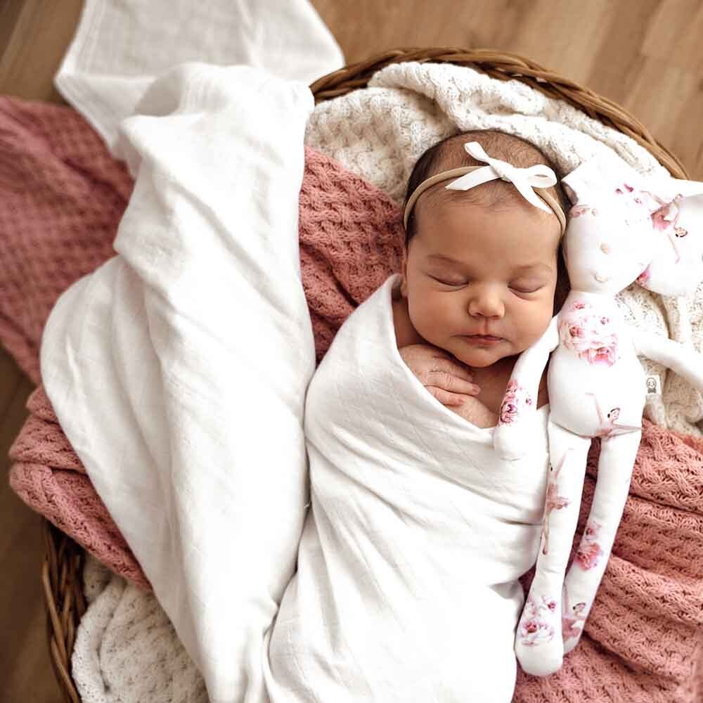 Organic Muslin Wrap - Snuggle Hunny - Milk